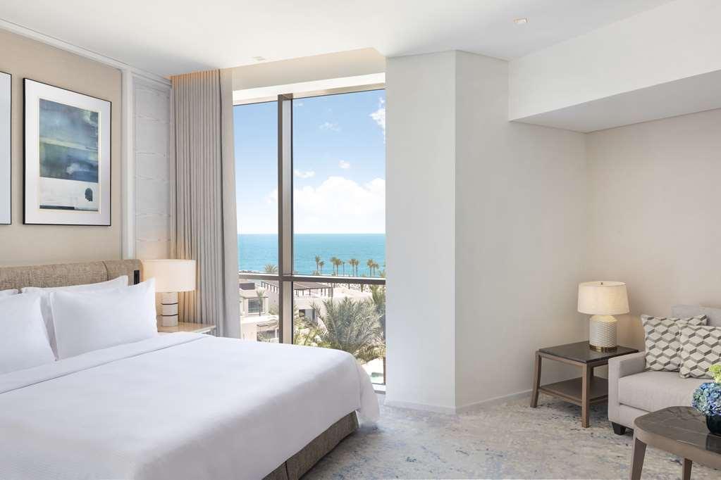 Address Beach Resort 푸자이라 객실 사진