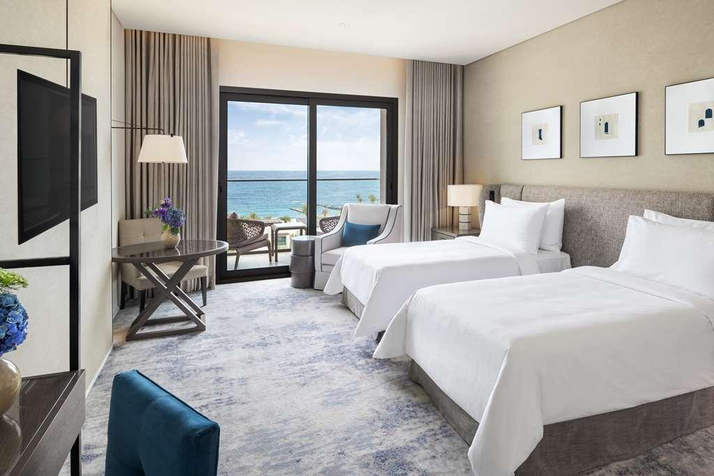 Address Beach Resort 푸자이라 객실 사진